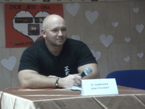 Kamil Bazela na pokazach w Niedzborzu